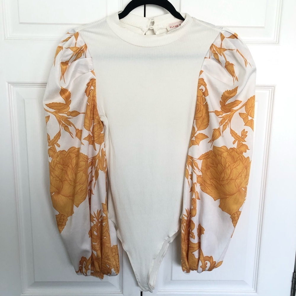 Flying Tomato White Bodysuit Size S